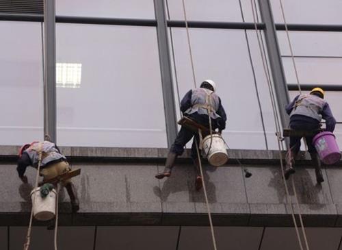 關(guān)于沙坪壩外墻清洗公司